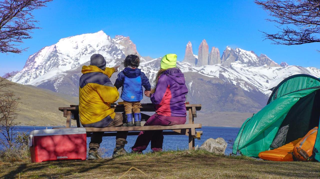 Camping Kau Laguna Azul Torres del Paine National Park Exterior photo